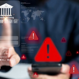 Rokarolla Trojan Combines Banking Fraud With Device Surveillance